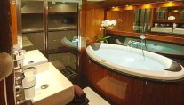 Yacht CASSIOPEIA -  Master Bathroom